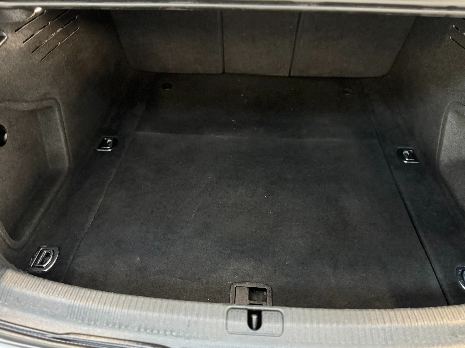 Used Audi A4 2017 for sale - 76682390: Photo 84