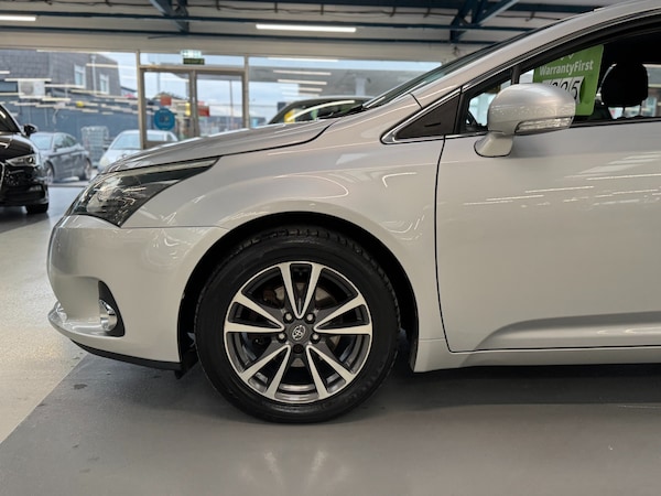 Used Toyota Avensis 2012 for sale - 76292301: Photo 10