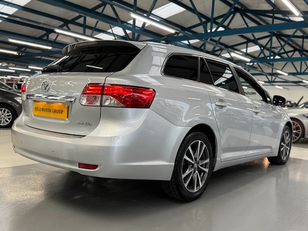 Used Toyota Avensis 2012 for sale - 76292301: Photo 17