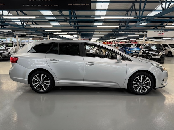 Used Toyota Avensis 2012 for sale - 76292301: Photo 22