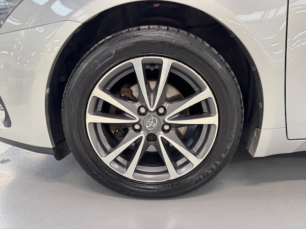 Used Toyota Avensis 2012 for sale - 76292301: Photo 78