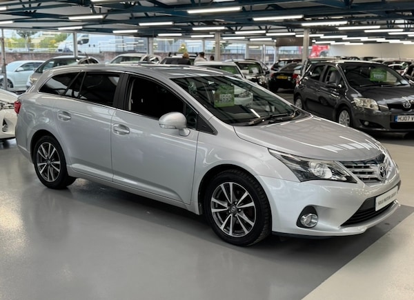 Used Toyota Avensis 2012 for sale - 76292301: Photo 80