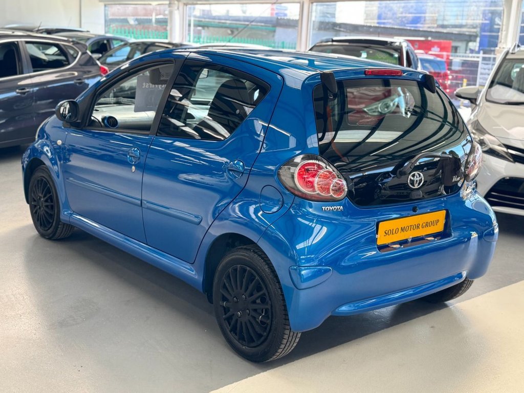 Used Toyota AYGO 2010 for sale - 77733984: Photo 2