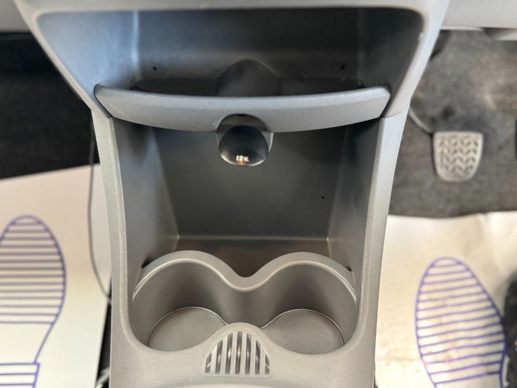 Used Toyota AYGO 2010 for sale - 77733984: Photo 30