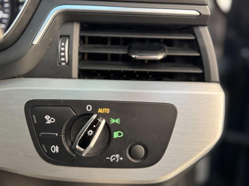 Used Audi A4 2017 for sale - 76776365: Photo 50