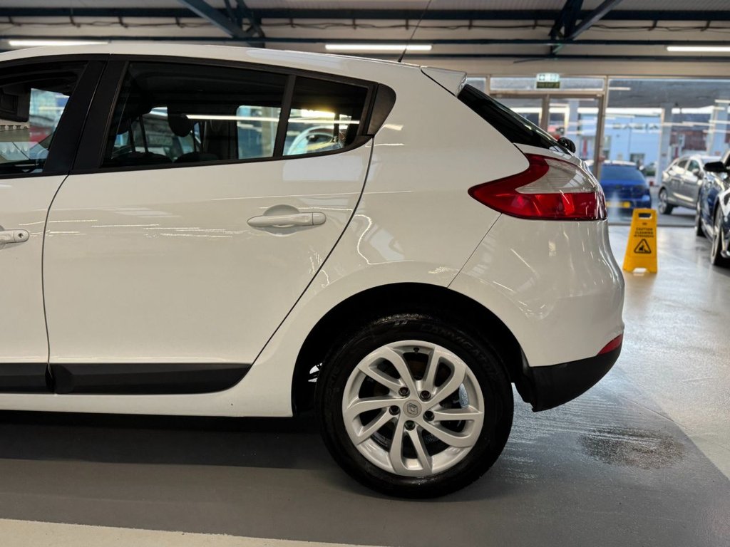 Used Renault Megane 2013 for sale - 77161948: Photo 11