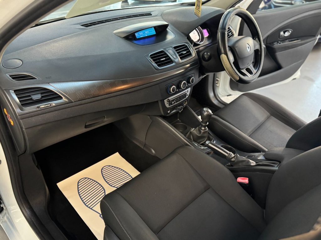 Used Renault Megane 2013 for sale - 77161948: Photo 23