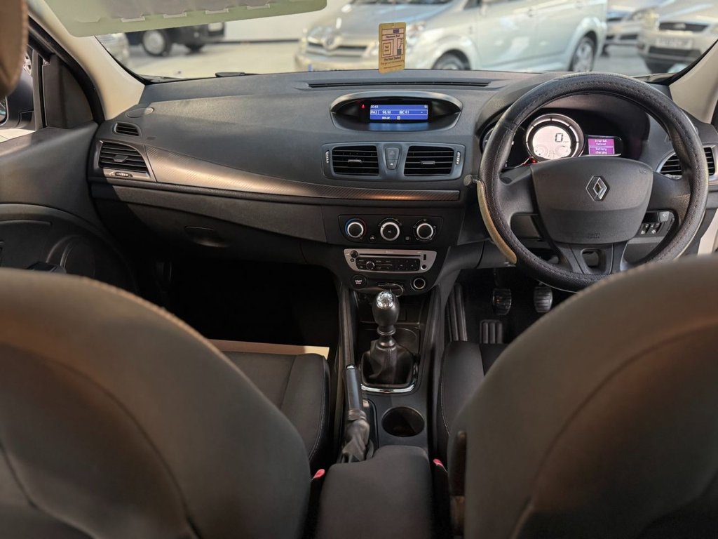 Used Renault Megane 2013 for sale - 77161948: Photo 24