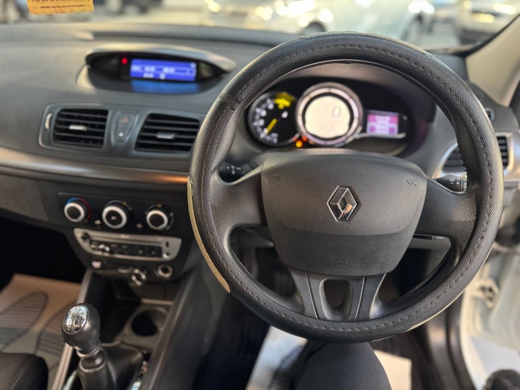 Used Renault Megane 2013 for sale - 77161948: Photo 25