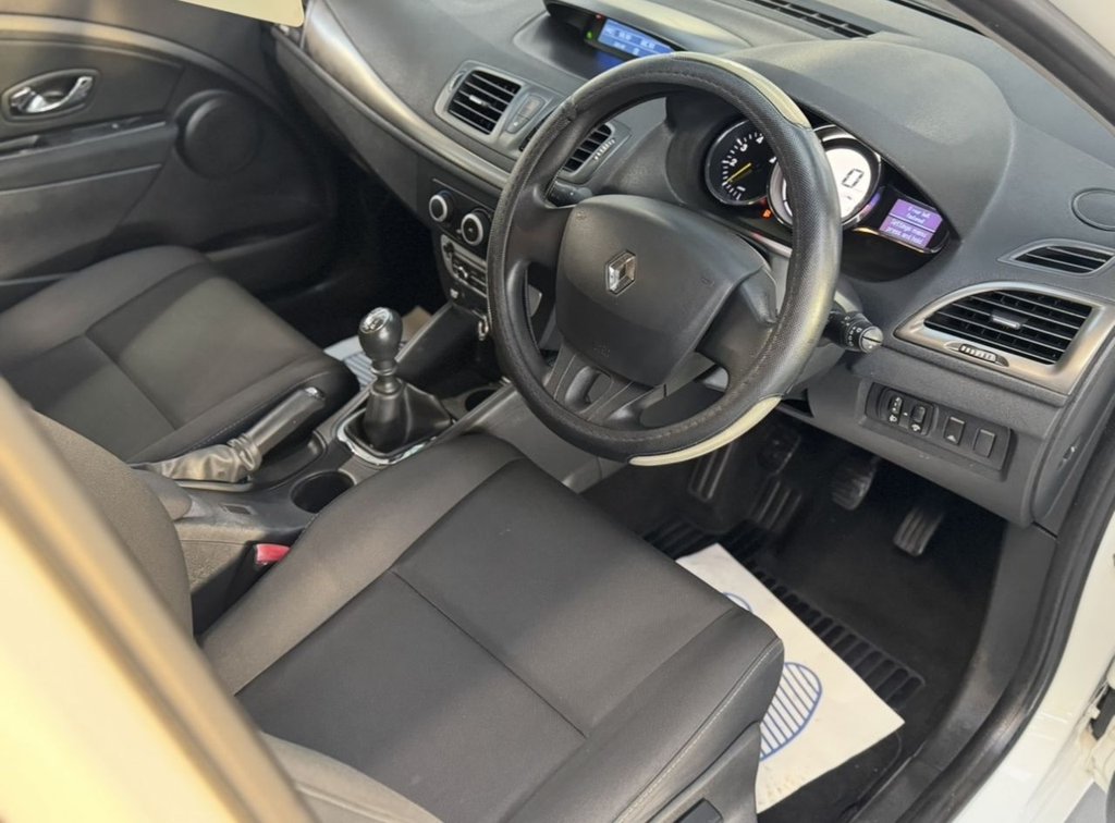 Used Renault Megane 2013 for sale - 77161948: Photo 3