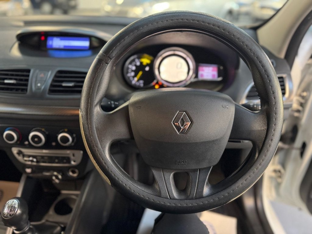 Used Renault Megane 2013 for sale - 77161948: Photo 36