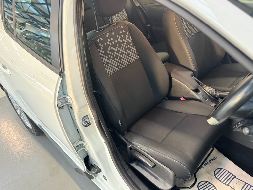 Used Renault Megane 2013 for sale - 77161948: Photo 45