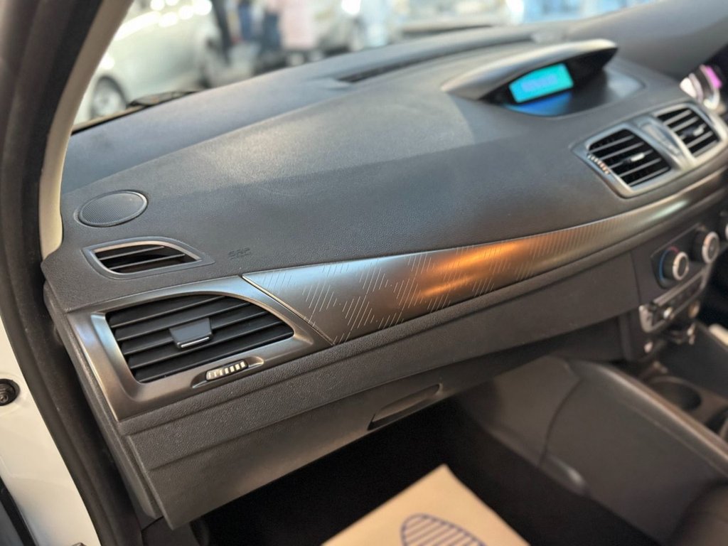 Used Renault Megane 2013 for sale - 77161948: Photo 49