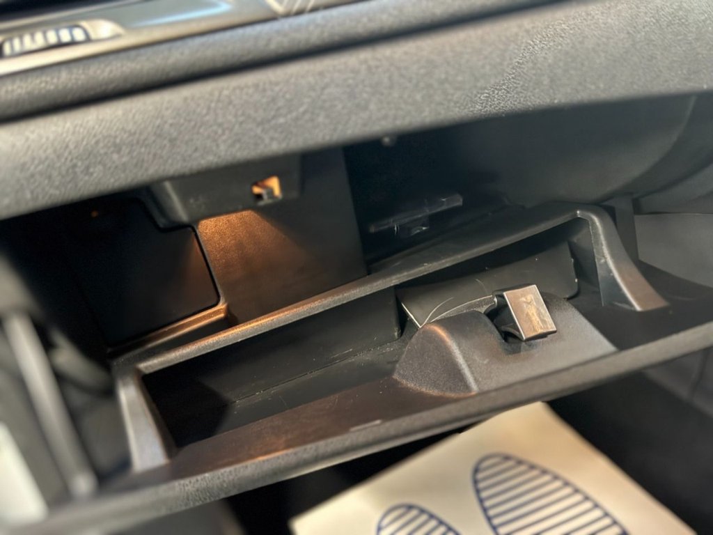 Used Renault Megane 2013 for sale - 77161948: Photo 50