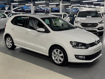 Used Volkswagen Polo 2013 for sale - 76428660: Photo