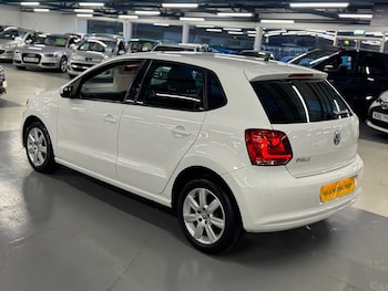Used Volkswagen Polo 2013 for sale - 76428660: Photo