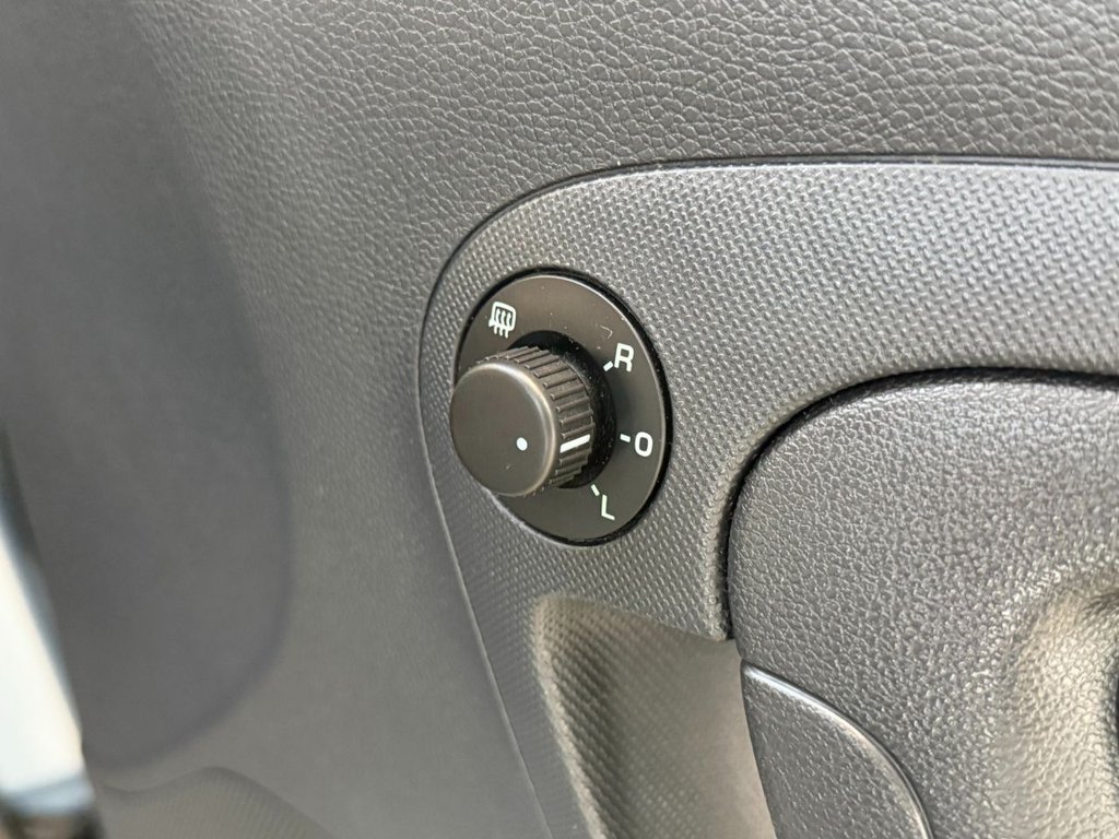 Used Skoda Fabia 2011 for sale - 77546873: Photo 44