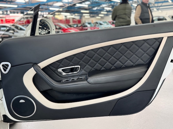 Used Bentley Continental 2016 for sale - 74080495: Photo 61