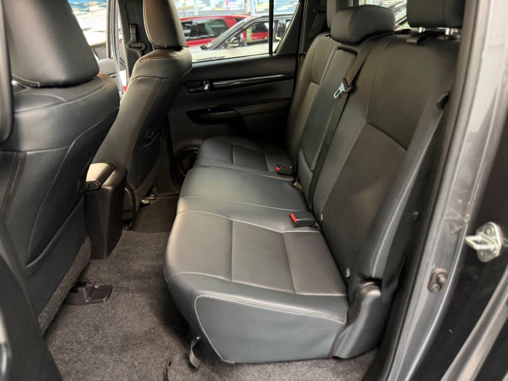 Used Toyota Hilux 2019 for sale - 77647842: Photo 18
