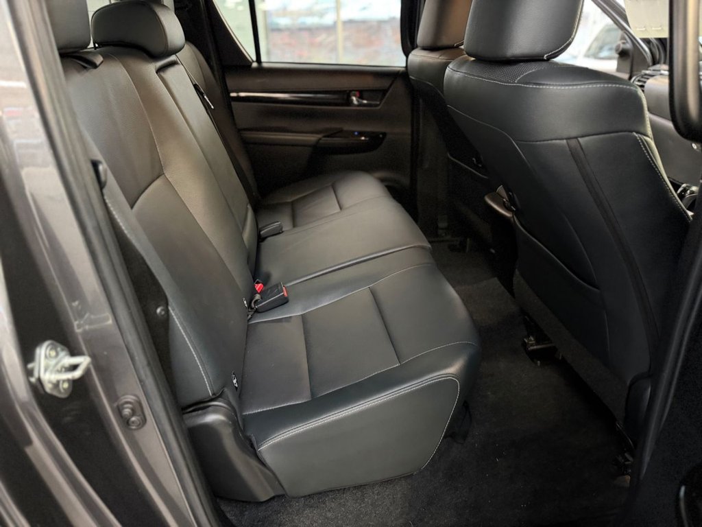 Used Toyota Hilux 2019 for sale - 77647842: Photo 19