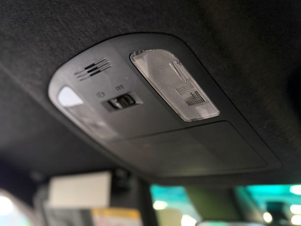 Used Toyota Hilux 2019 for sale - 77647842: Photo 37