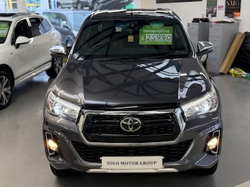 Used Toyota Hilux 2019 for sale - 77647842: Photo