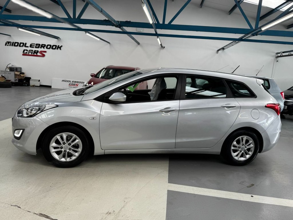 Used Hyundai i30 2014 for sale - 77654736: Photo 12