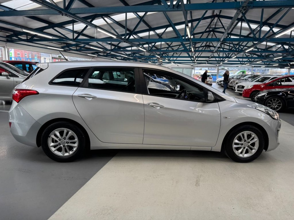 Used Hyundai i30 2014 for sale - 77654736: Photo 21