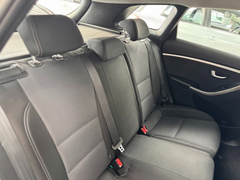 Used Hyundai i30 2014 for sale - 77654736: Photo 27