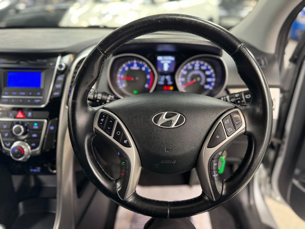 Used Hyundai i30 2014 for sale - 77654736: Photo 41