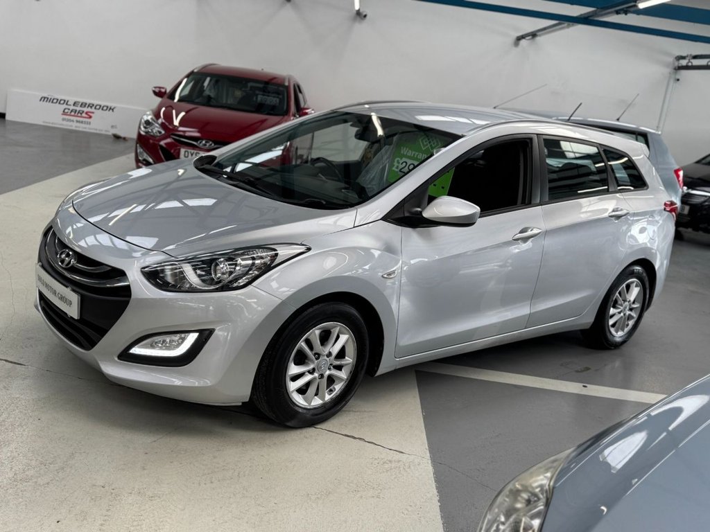 Used Hyundai i30 2014 for sale - 77654736: Photo 9