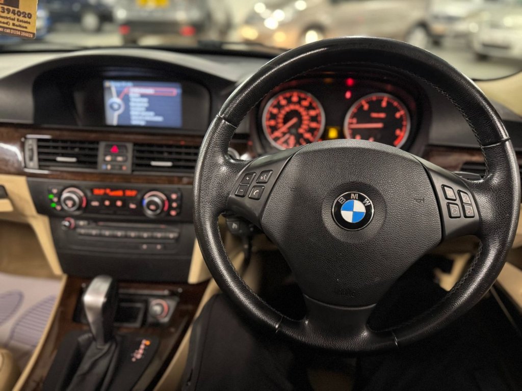 Used BMW 3 Series 2010 for sale - 77422451: Photo 30