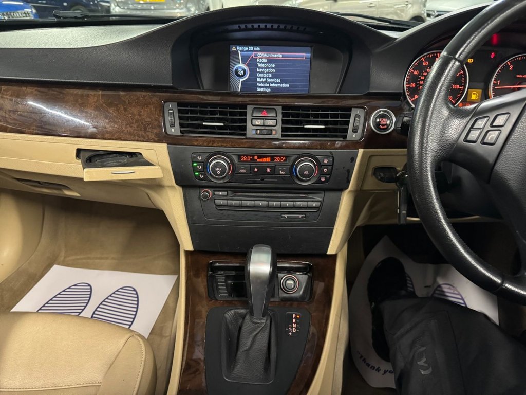 Used BMW 3 Series 2010 for sale - 77422451: Photo 31