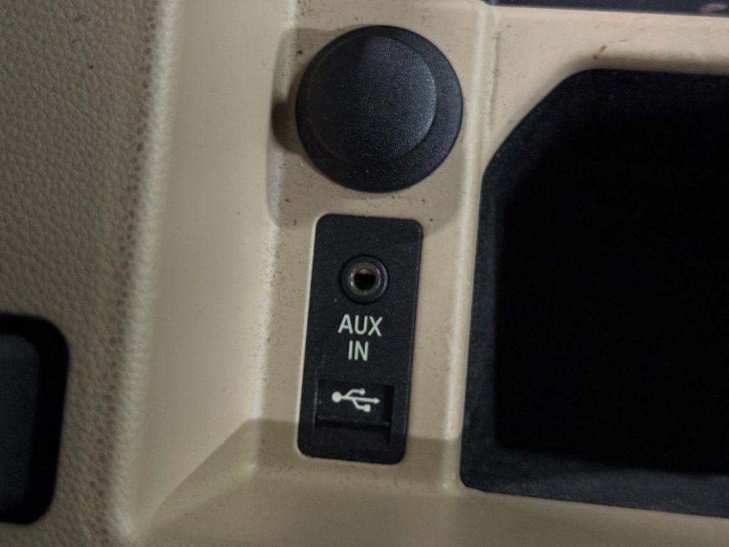 Used BMW 3 Series 2010 for sale - 77422451: Photo 35