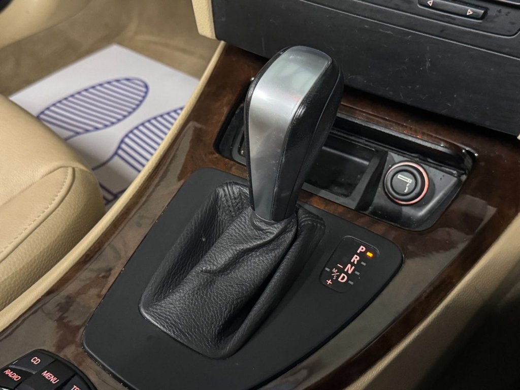 Used BMW 3 Series 2010 for sale - 77422451: Photo 43