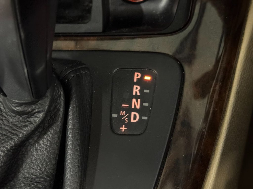 Used BMW 3 Series 2010 for sale - 77422451: Photo 44