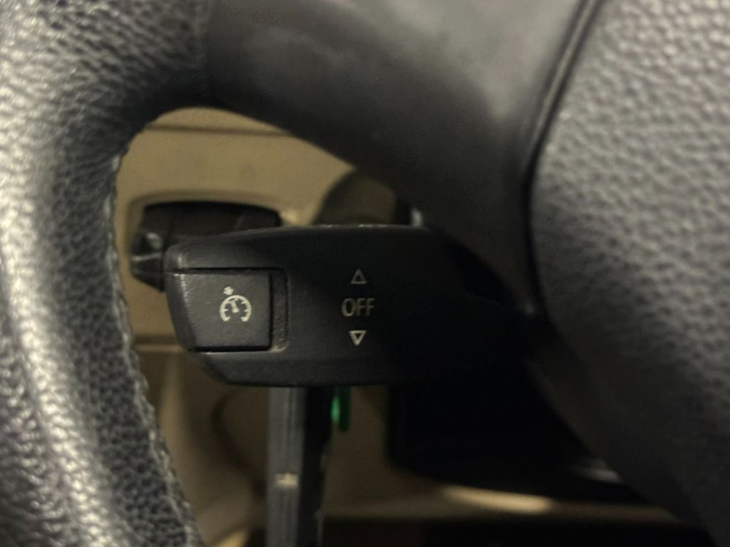 Used BMW 3 Series 2010 for sale - 77422451: Photo 50