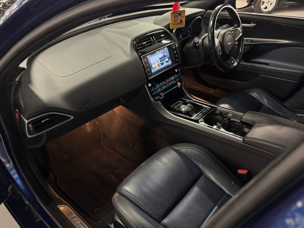 Used Jaguar XE 2016 for sale - 77205429: Photo 26