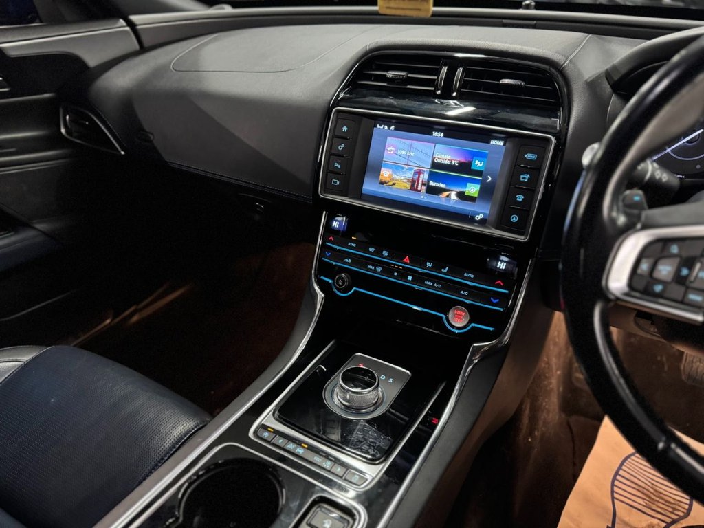 Used Jaguar XE 2016 for sale - 77205429: Photo 30