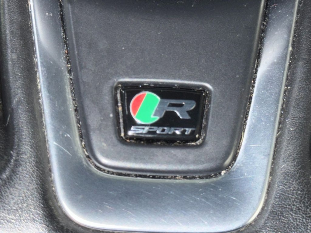 Used Jaguar XE 2016 for sale - 77205429: Photo 46