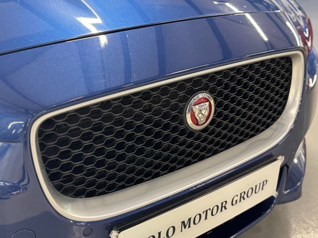 Used Jaguar XE 2016 for sale - 77205429: Photo 8