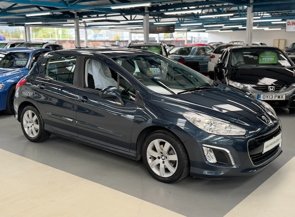 Used Peugeot 308 2013 for sale - 76340835: Photo 21