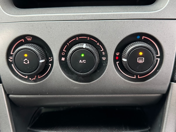 Used Peugeot 308 2013 for sale - 76340835: Photo 33
