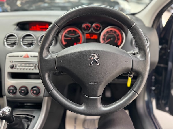 Used Peugeot 308 2013 for sale - 76340835: Photo 36