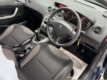 Used Peugeot 308 2013 for sale - 76340835: Photo 3