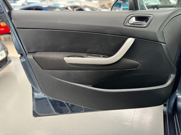 Used Peugeot 308 2013 for sale - 76340835: Photo 50