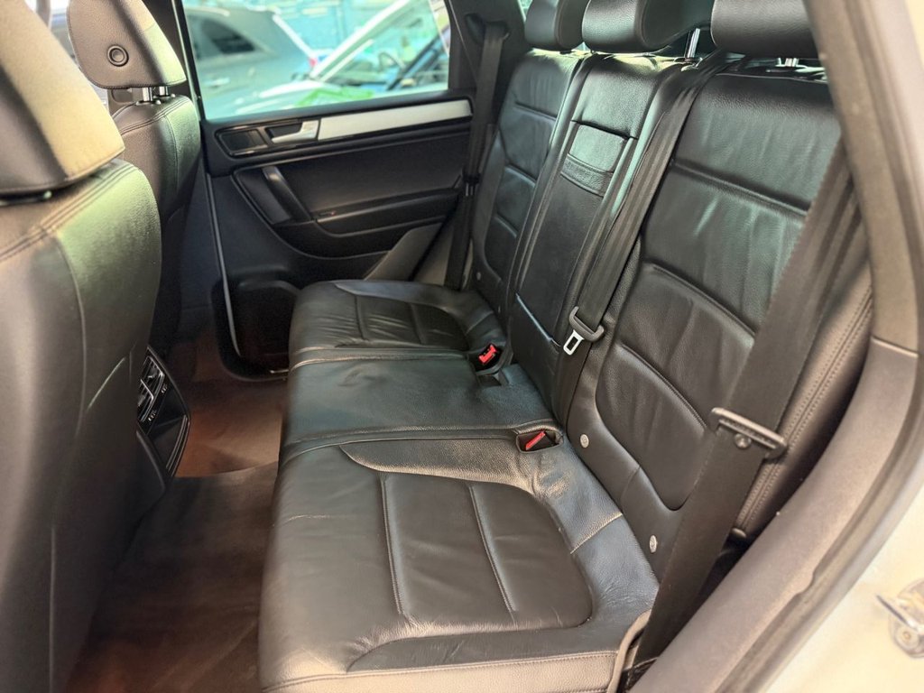 Used Volkswagen Touareg 2013 for sale - 77102508: Photo 25