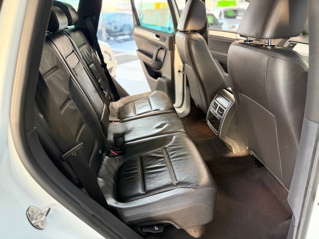 Used Volkswagen Touareg 2013 for sale - 77102508: Photo 26