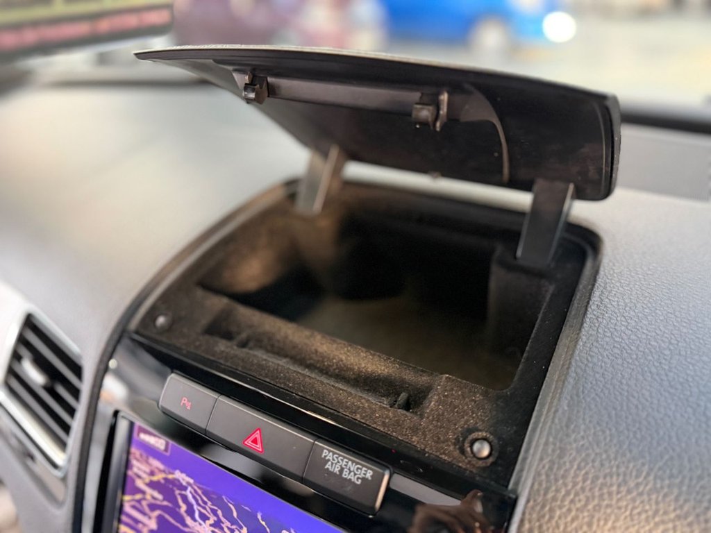 Used Volkswagen Touareg 2013 for sale - 77102508: Photo 32