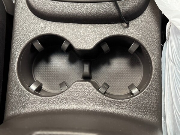 Used Hyundai Santa Fe 2010 for sale - 74891575: Photo 41